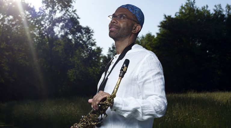Kenny Garrett – Pushing the World Away