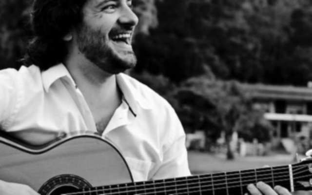 Vitor Garbelotto: Novo Herói de Guitarra da Música Clássica Brasileira Chegou